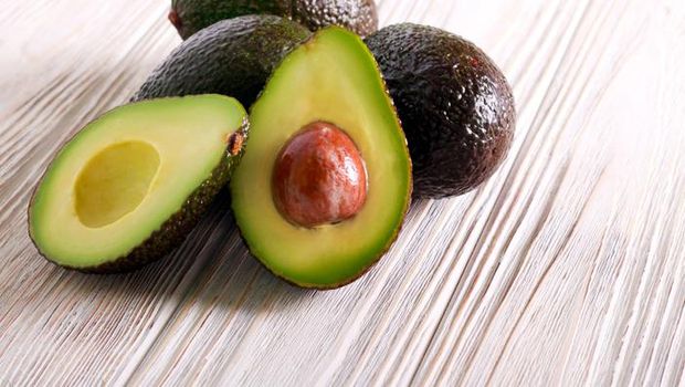 Tips mematangkan alpukat dengan cara cepat