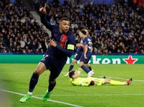 Tendangan Mbappe Sampai Buat Jala Gawang Real Sociedad Rusak