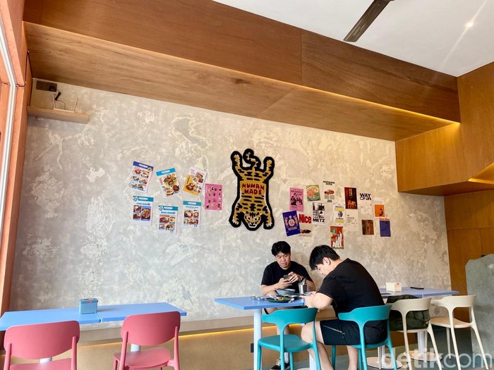 Fun & Mean : Gurihnya Roasted Claypot Rice dan Gong Zai Mein ala Hong Kong