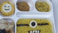 Pria yang berdomisili di Jakarta Timur ini juga sering mengulas bekalnya bersama teman-teman. Kali ini ia dibawakan nasi kuning, perkedel, telur dadar, jagung, dan bakcang. Foto: Instagram fahdjordan