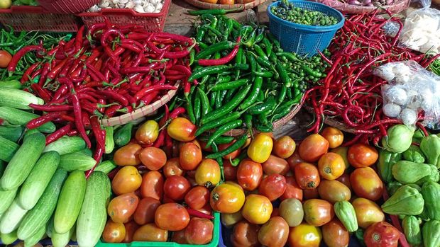 Jelang Ramadan, Harga Pangan di Pasar Tradisional Berterbanga. (CNBC Indonesia/Martya Sari)