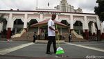 JK Hadiri Aksi Bersih-bersih Masjid di Kemayoran
