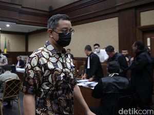Jaksa Cecar Eks Mensos Juliari soal Tambahan Anggaran Rp 500 M Bansos Beras