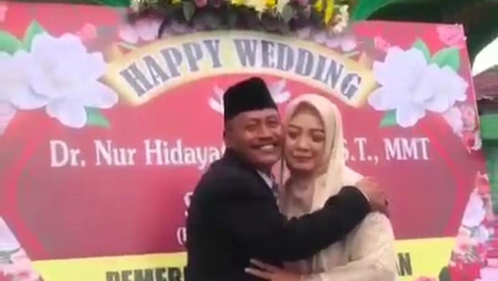 Kades 2 cucu di Magetan menikah lagi dengan maskawin seluruh hartanya