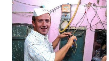Meme Mark Zuckerberg lagi benerin maslaah IG dan FB down. Foto: Twitter