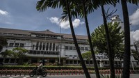 Berdasarkan keputusan Gubernur DKI Jakarta Nomor 475 Tahun 1993, Gedung Perwira di kompleks tersebut merupakan bangunan cagar budaya.  