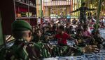 Menyemai Cahaya Literasi di Bumi Cendrawasih
