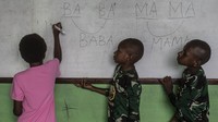 Pengabdian para prajurit TNI di Tanah Papua, khususnya di Kabupaten Asmat itu, tidak hanya untuk pengamanan kewilayahan semata. TNI juga berhasil mengubah dan membentuk karakter yang kuat terhadap anak-anak Papua.