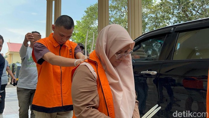 Pasutri asal Kaltim lakukan penipuan online ke warga Jambi.
