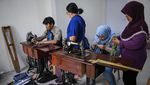 Penyandang Disabilitas Dapat Pelatihan Menjahit