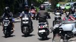 Potret Pemotor Lawan Arah Menantang Bahaya di Slipi