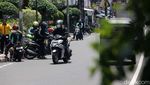 Potret Pemotor Lawan Arah Menantang Bahaya di Slipi