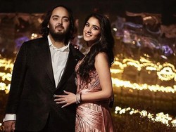 6 Gaya Mewah Calon Menantu Crazy Rich Asians di Prewedding Rp 2,3 Triliun