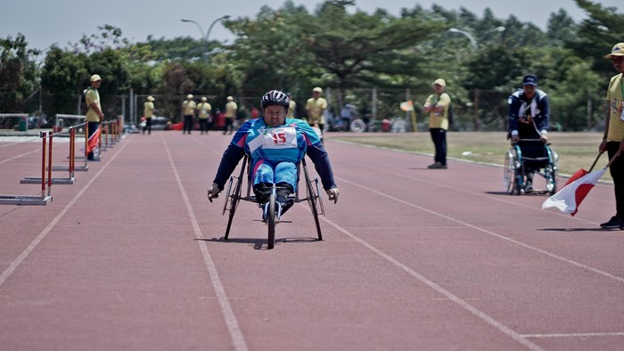 Rahmat Mulia, Atlet Balap Kursi Roda.