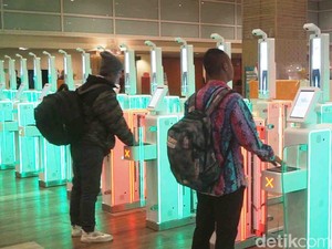 Pangkas Waktu, Gerbang Otomatis Imigrasi Dipasang di Bandara Ngurah Rai