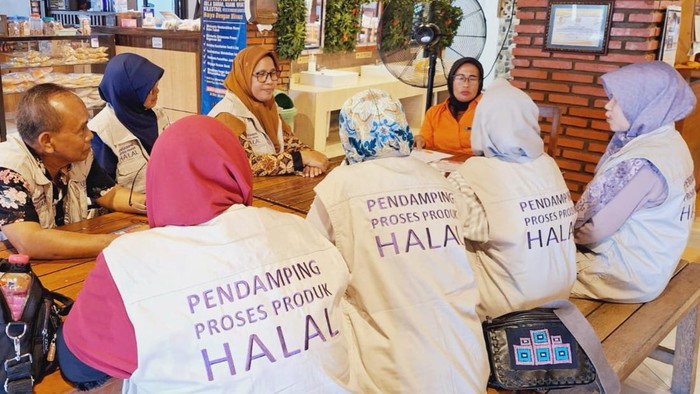 BPJPH sosialisasi wajib halal Oktober 2024.