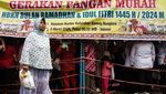 Warga Menyemut Datangi Pasar Murah