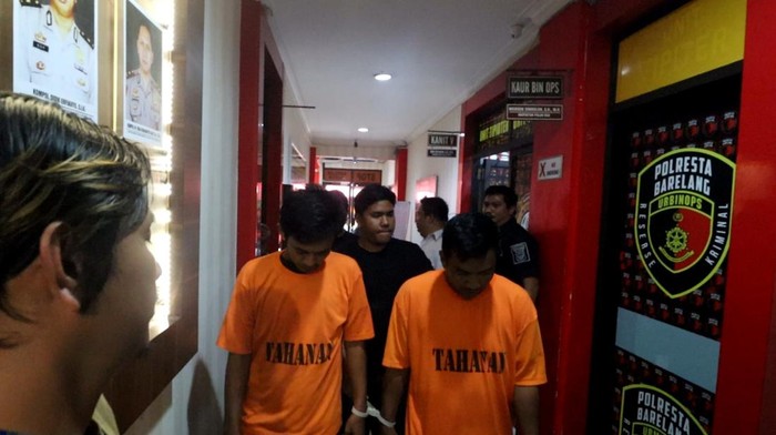 2 pelaku penjambretan WN India di Batam ditangkap polisi. (Dok Polresta Barelang)