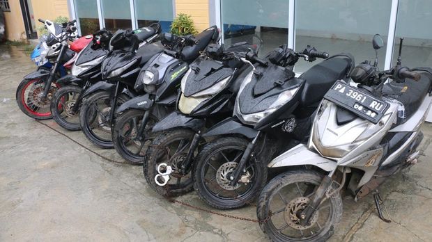4 Pelajar di Jayapura mencuri 8 unit motor lalu dijual untuk membeli narkoba. Dokumen Polres Jayapura.