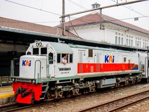 Kereta Api dan Bus Diprediksi Jadi Transportasi Favorit untuk Mudik 2024