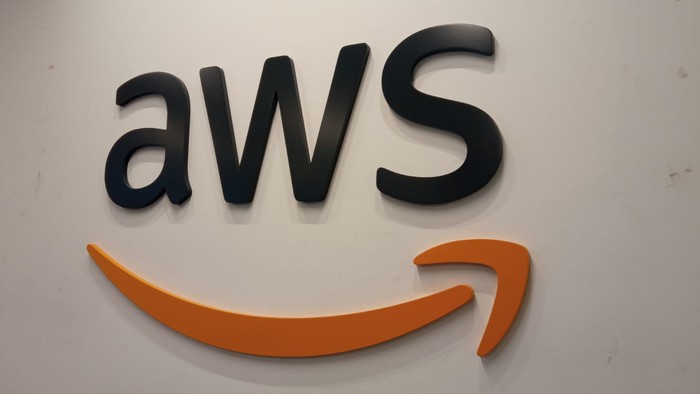 AWS Buka Beasiswa Belajar AI & ML.