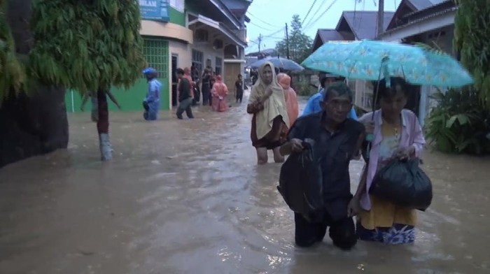 Banjir di Kota Padang hari ini. (Istimewa)