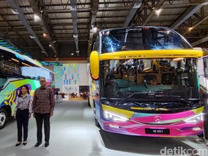 Mercy Luncurkan 4 Bus Ramah Lingkungan di GIICOMVEC 2024