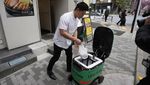Canggih! Ini Robot Pengantar Makanan di Jepang