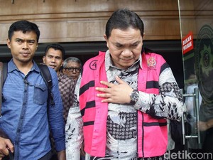 Achsanul Qosasi Ngaku Khilaf Terima Duit Rp 40 M, Ungkit Bintang Jasa
