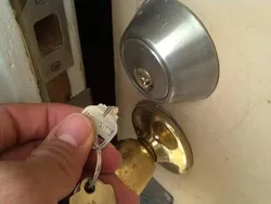 Deretan Foto Kesialan yang Bikin Elus Dada, Kamu Pernah Mengalami?