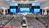 Transformasi digitalisasi pun masih terbentur dengan tidak sampainya akses digitalisasi di daerah-daerah terpencil. Padahal digitalisasi merupakan faktor kunci untuk mewujudkan jalan tol pelayanan, menjadi fondasi untuk mempercepat pembangunan. Sehingga urgensi penyelenggaraan SPBE adalah untuk memudahkan warga mengakses layanan publik, menaikan indeks persepsi korupsi dan tingkat kemudahan berbisnis dan indeks penegakan hukum.