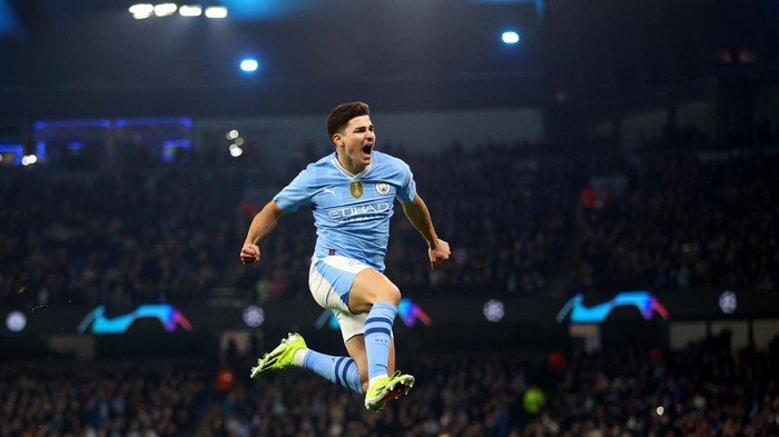 Soccer Football - Champions League - Round of 16 - Second Leg - Manchester City v FC Copenhagen - Etihad Stadium, Manchester, Britain - March 6, 2024 Manchester Citys Julian Alvarez celebrates scoring their second goal REUTERS/Carl Recine