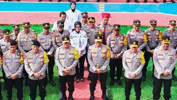 Kabaharkam Polri Komjen Fadil Imran berkunjung ke Polres Maros, Kamis (7/3/2024). Kehadiran Komjen Fadil disambut Kapolda Sulawesi Selatan Irjen Andi Rian.