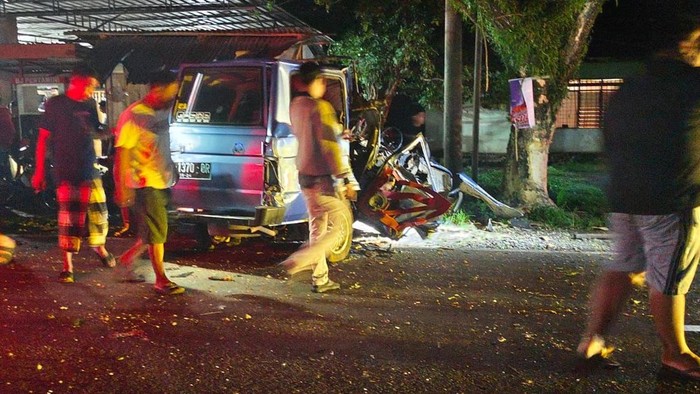 Kecelakaan tunggal di Sinjai, Sulsel.