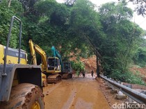 Mobil Tangki LPG Masih Terjebak Longsor Jalur Majalengka-Kuningan