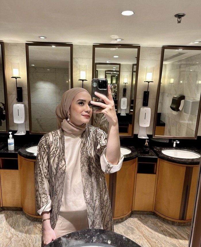 Kulineran Seru ala Putri Anne, Makan Gelato sampai Gorengan