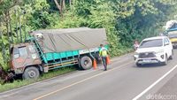 Kecelakaan Maut Bus Vs Truk Di Pantura Situbondo, 1 Sopir Tewas