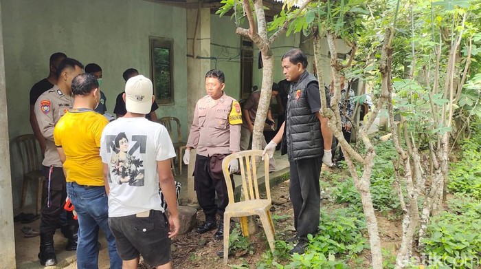 Lokasi bunuh diri di Pacitan