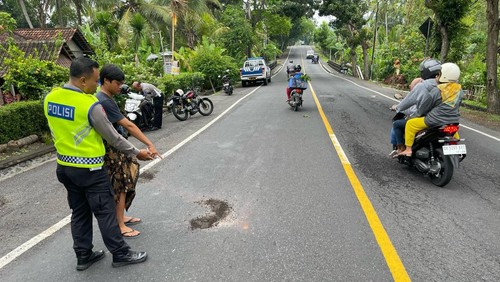 Lokasi lakalantas I Kadek Garin Juni Antara di Jalan Denpasar-Gilimanuk, Desa Melaya, Kecamatan Melaya, Kabupaten Jembrana, Bali, Kamis (7/3/2024). (Dok Polres Jembrana)