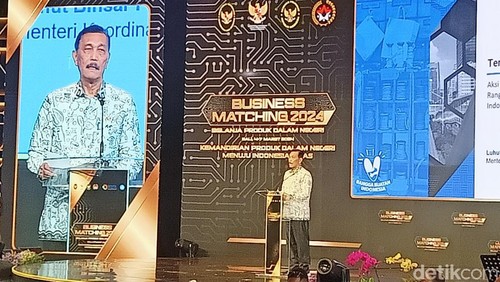Menko Marves Luhut Binsar Panjaitan dalam acara Business Matching 2024 di Sanur, Denpasar, Bali, Kamis (7/3/2024). (Ni Made Lastri Karsiani Putri/detikBali)