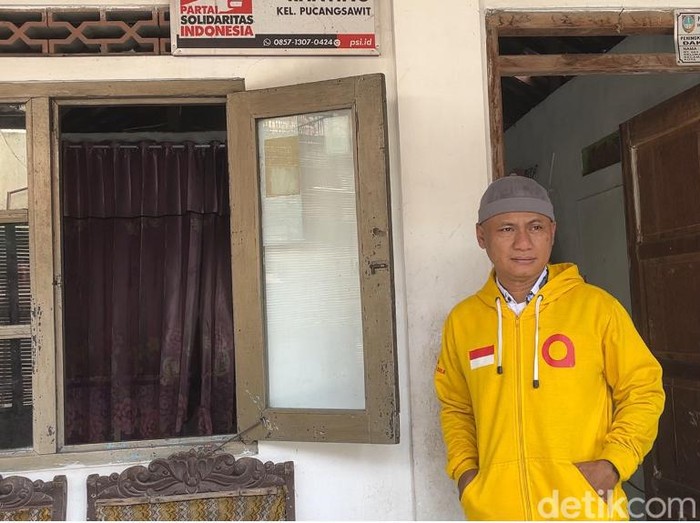 Calon anggota legislatif dari partai solidaritas Indonesia (PSI) Dapil 5, Solo bernama Mukti Junianto. Foto diunggah Kamis (7/3/2024).