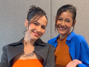 7 Potret Pevita Pearce Bertemu Kembaran yang Viral, Bak Pinang Dibelah Dua