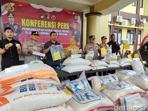 Pengoplos Beras Berjamur Jadi Premium di Serang Raup Untung Rp 723 Juta