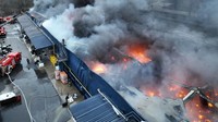 Pusat perbelanjaan di Nikopol, Ukraine, terbakar hebat usai diserang drone Rusia pada Rabu (6/3/2024) waktu setempat.