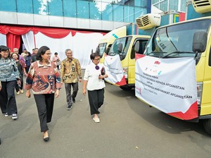 Sri Mulyani & Retno Marsudi Cek 10 Juta Vaksin Polio buat Afghanistan