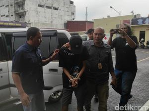 Alasan Pria di Mojokerto Paksa Pacar Threesome yang Bikin Elus Dada