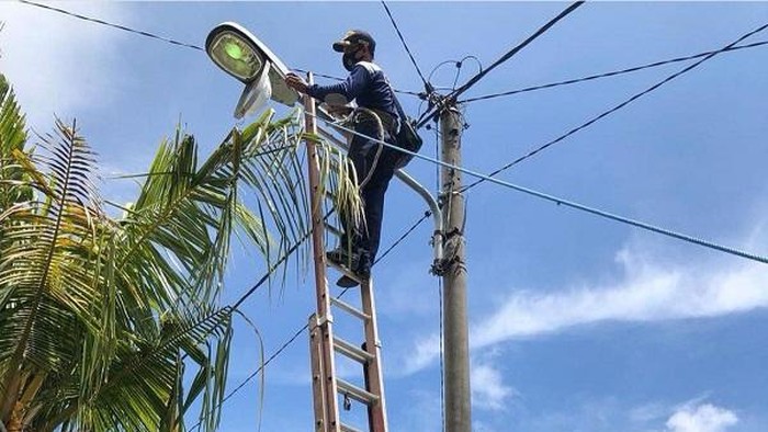Salah satu LPJU di Kota Denpasar, Bali. (Dok Pemkot Denpasar)