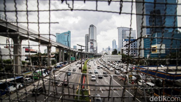 Siap-siap, Tarif Tol Dalam Kota Ikutan Naik