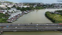 PT Jalan Tol Seksi Empat (JTSE) selaku pengelola dan operator Jalan Tol Ruas Makassar Seksi IV akan segera melakukan penyesuaian atau memberlakukan kenaikan tarif di jalan tol tersebut. Kenaikan tarif bervariasi mulai golongan I sampai golongan V antara Rp500-Rp2.500.