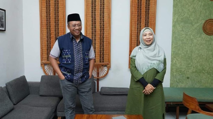 Zulkieflimansyah dan Sitti Rohmi Djalillah saat bertemu di Mataram.
